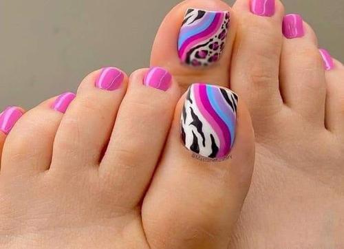 عکس مدل های جدید طراحی ناخن پا