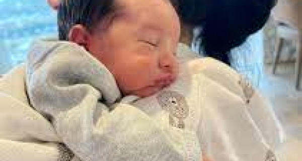 عکس تتو چشم دنیا جهانبخت