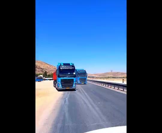 عکس ولوو آبی