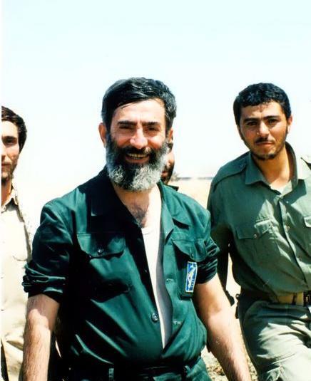 عکس رهبر لباس شخصی