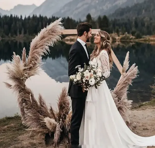 ژست عکس روز عقد