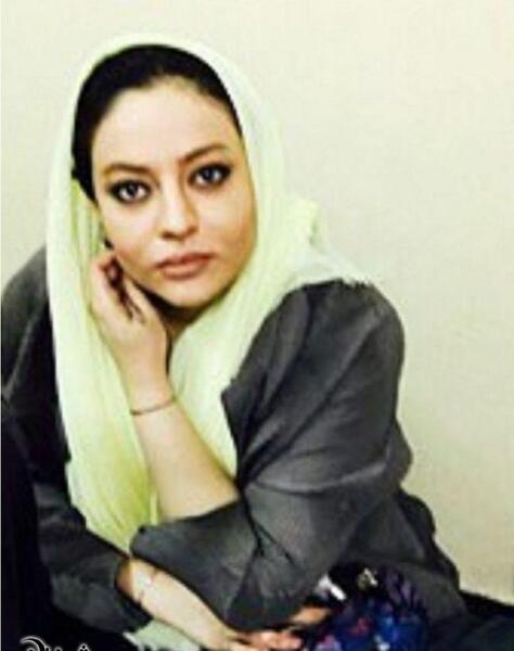 عکس آزاده در خارج