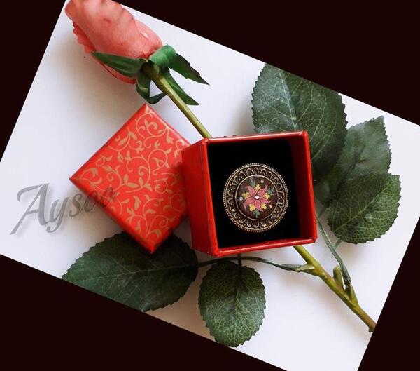 عکس انگشتر کاغذی
