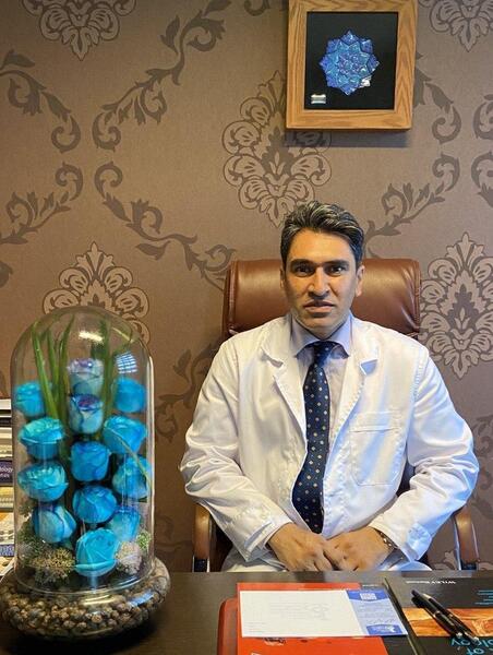 عکس دکتر شهریار صالحی