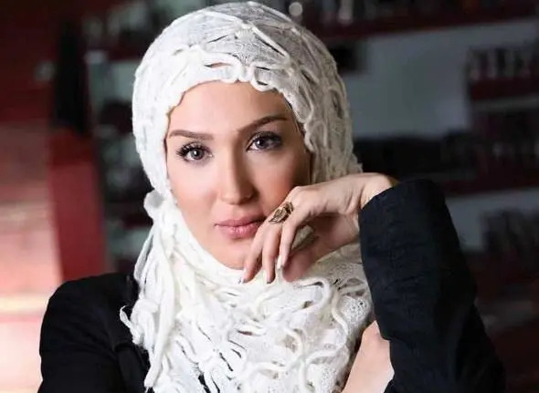 عکس با حجاب زهره فکور صبور