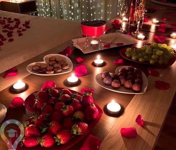 عکس ایده برای تزیین میز برای سالگرد ازدواج