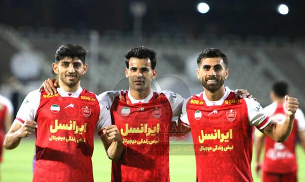عکس مادر گاوی بازیکن بارسلونا