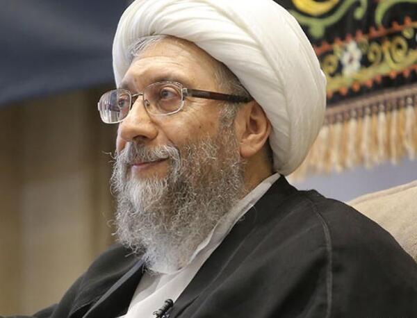 عکس همسر صادق لاریجانی