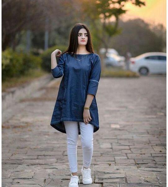 عکس مانتو صورتی جیغ