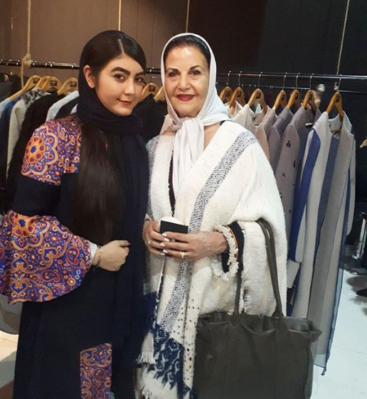 عکس پوری بنایی