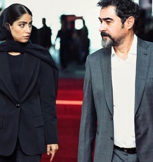 عکس شهاب حسینی و خانواده اش