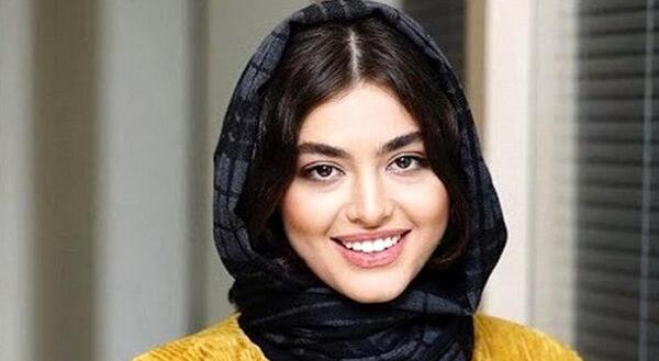 عکس شخصیت پارسا در رمان عشق فلفلی