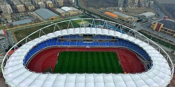 عکس ورزشگاه صنعت نفت آبادان