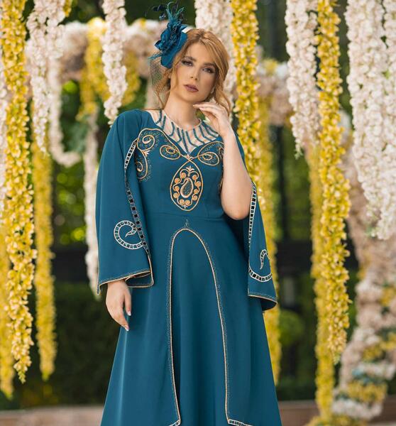 عکس لباس مجلسی ماکسی بلند پوشیده