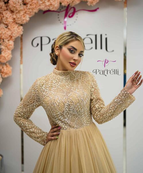 عکس لباس مجلسی ماکسی بلند پوشیده