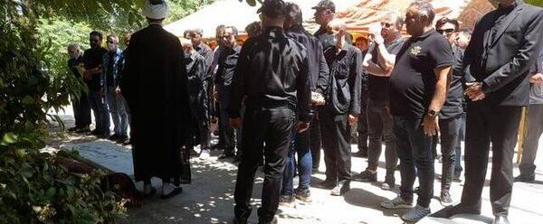 عکس افسانه بایگان در خاکسپاری شجریان