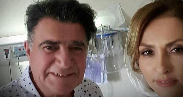 عکس افسانه بایگان در خاکسپاری شجریان
