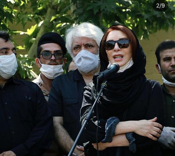 عکس افسانه بایگان در خاکسپاری شجریان