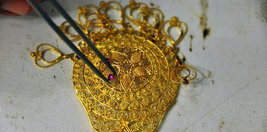 عکس طلا سازی
