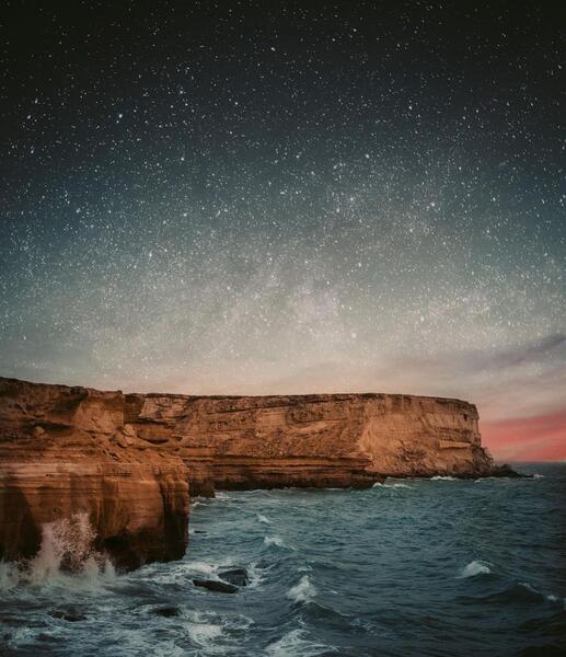 عکس دریا در شب