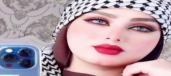 عکس دختر عربی با چفیه قرمز
