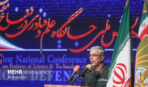 عکس سرلشکر موسوی فرمانده ارتش