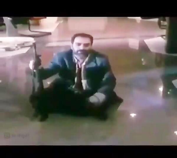 عکس بیتا بادران در آژانس شیشه ای