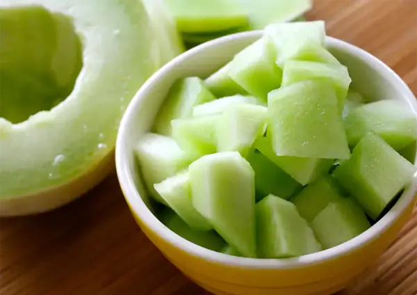 عکس دانه هلیله سیاه