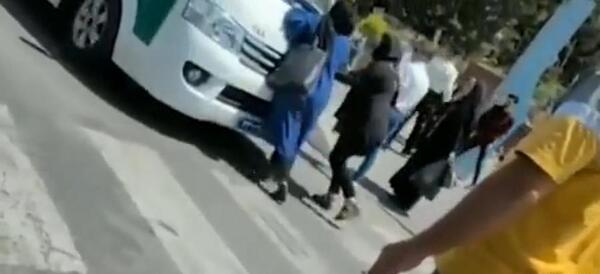 عکس زن گشت ارشاد