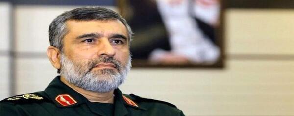 عکس سردار آزمون با حسن روحانی