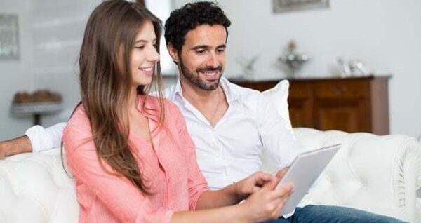 عکس سوتی دادن نی نی سایت