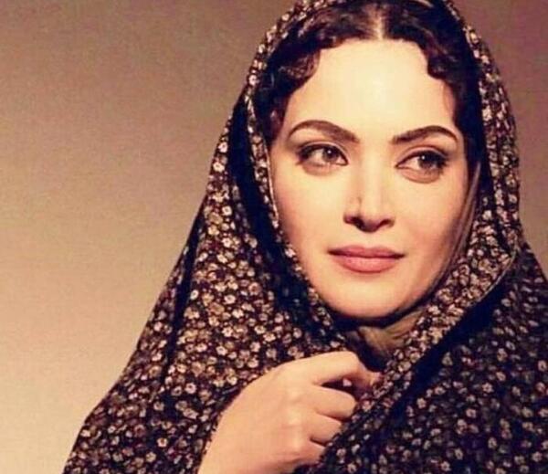 عکس بهنوش طباطبایی در فیلم میکائیل