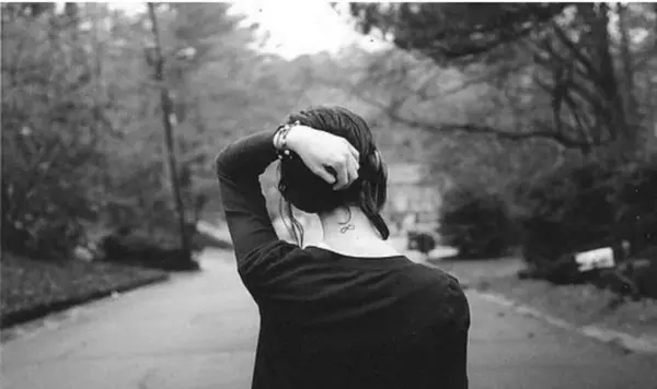 عکس مفهومی سیاه