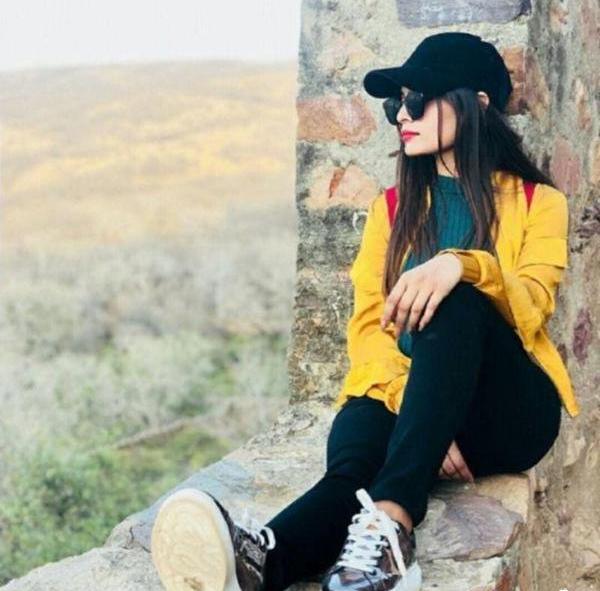 عکس پروفایل لاکچری لاتی