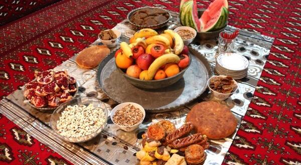 عکس دورهمی یلدایی