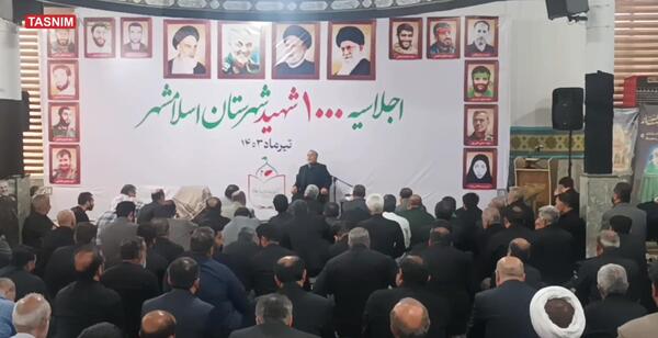 عکس قاسم سلیمانی غمگین
