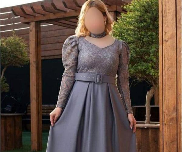 عکس مدل لباس مجلسی کوتاه با گیپور صورتی