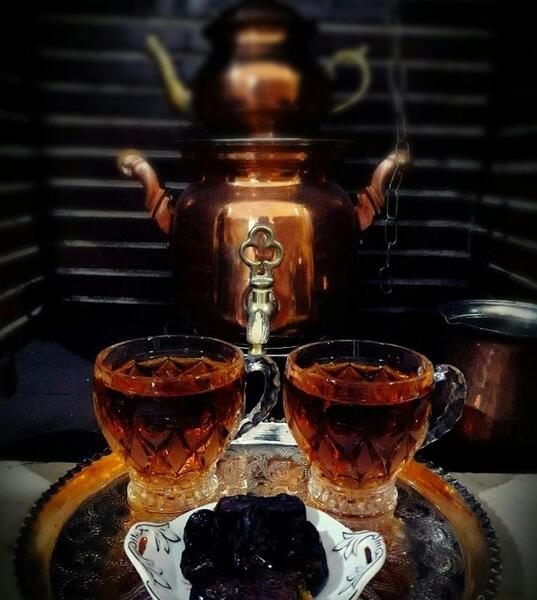 عکس دونفره چای خوردن