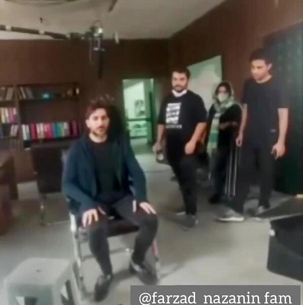 عکس پشت صحنه ملکه گدایان خنده دار