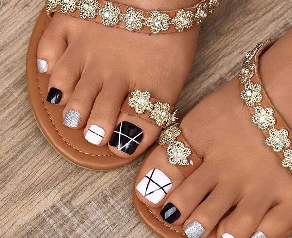 عکس طرح ناخن پا شیک