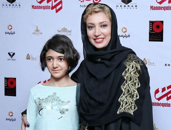 عکس نگار عابدی و خانواده اش