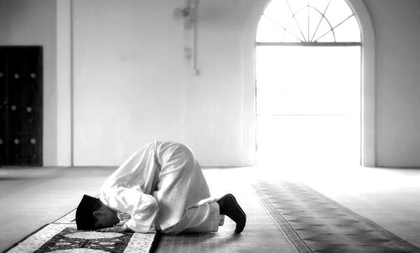 عکس نماز ظهر چند رکعت است