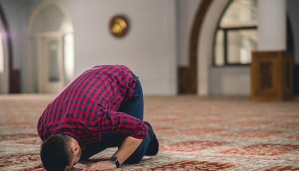 عکس نماز ظهر چند رکعت است