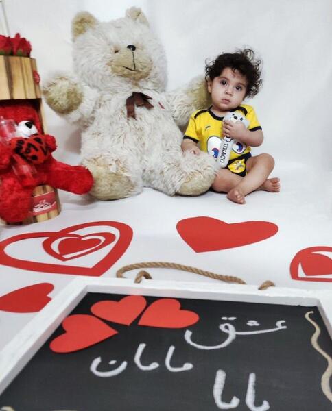 عکس نوزاد استقلالی