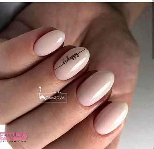 عکس طراحی ناخن ساده و شیک
