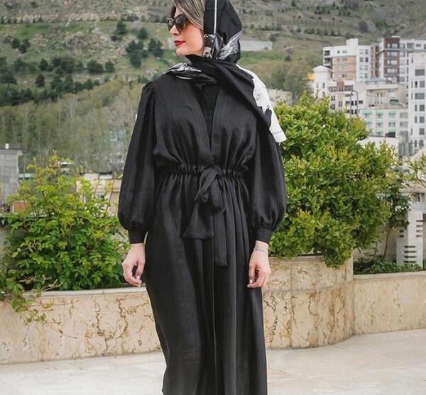 عکس مدل مانتو دخترانه نوجوان مشکی