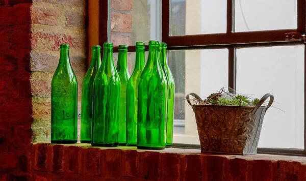 عکس شیشه زعفران