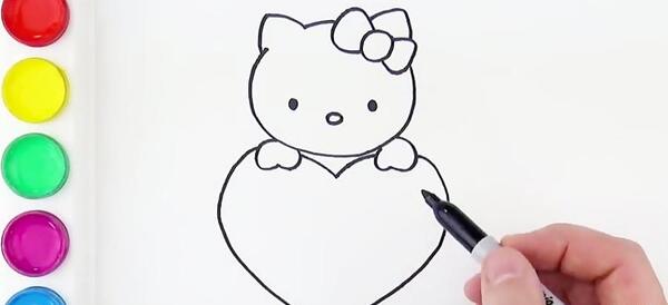 عکس نقاشی دخترانه توت فرنگی