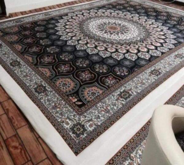 عکس دمپایی رو فرشی شیک