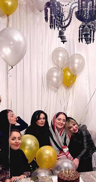 عکس قبر نرگس محمدی